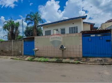 Casa · 80m² · 4 Quartos · 2 Vagas · Casa para venda em Vila Santo Antônio de 80.00m² com 4 Quartos e 2 Garagens
