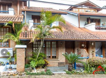 Casa · 95m² · 2 Quartos · 2 Vagas · Bela casa em condominio Zona Sul !