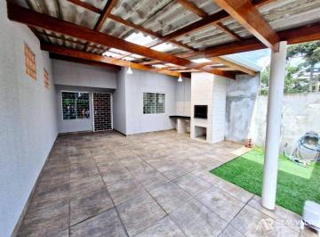 Casa · 60m² · 2 Quartos · 3 Vagas · Casa Semimobiliada com Área Gourmet e Churrasqueira para Locação no Bairro Gralha Azul em Fazenda Ri