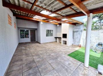 Casa · 60m² · 2 Quartos · 3 Vagas · Casa Semimobiliada com Área Gourmet e Churrasqueira para Locação no Bairro Gralha Azul em Fazenda Ri