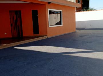 Casa · 200m² · 3 Quartos · 20 Vagas · Casa de vila à Venda, com 3 quartos, sendo 1 suíte  e 20 vagas de garagem no Jardim Diogo, Guarulhos
