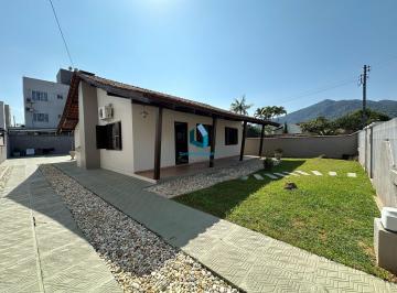 Casa · 179m² · 3 Quartos · 2 Vagas · Casa em Rau, Jaraguá do Sul/SC
