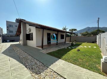 Casa · 179m² · 3 Quartos · 2 Vagas · Casa em Rau, Jaraguá do Sul/SC