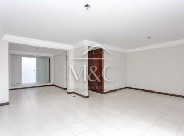 Casa · 132m² · 3 Quartos · 3 Vagas · Sobrado com 132 m², à venda no bairro Boa Vista.