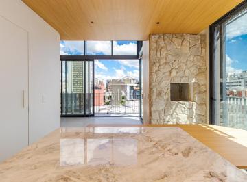 Apartamento · 107m² · 2 Quartos · 2 Vagas · Apartamento duplex impecável com 107 m², 2 quartos