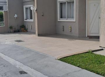 Frente livre sem ouro imóvel · Casa em Condomínio no Vista Alegre