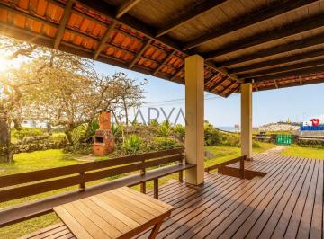 Casa · 180m² · 3 Quartos · 1 Vaga · Casa à venda no Centro ARYA1