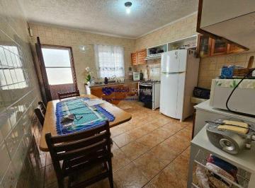 Casa · 190m² · 4 Quartos · 2 Vagas · Ótima Localização! Casa Térrea com Edícula na Penha com Área Gourmet 02 vagas