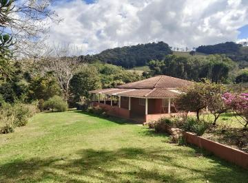 Rural de 2 quartos, Camanducaia · Chácara muito bem localizada em Camanducaia!!