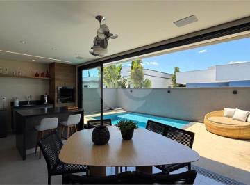 Imagem Principal · Casa com 3 suítes no Condomínio Villa D´Áquila e lazer