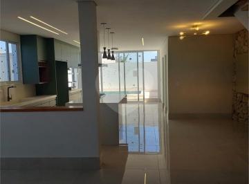 Imagem Principal · Sobrado recém-construído com 3 dormitórios em condomínio fechado em Piracicaba-SP.