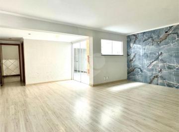 Imagem Principal · Casa versátil e reformada disponível para venda no Bairro Jardim Elite em Piracicaba - SP.