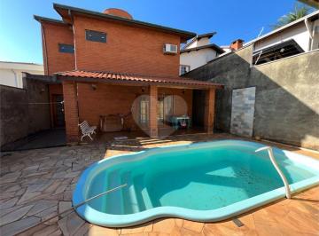 Imagem Principal · Casa sobrado à venda no bairro Vila Independência, em Piracicaba