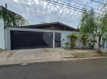 Imagem Principal · Casa à venda com 3 quartos, sendo 1 suíte, e escritório, em Jardim Elite, Piracicaba