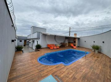 Imagem Principal · Casa com 3 quartos e piscina em Rio das Pedras