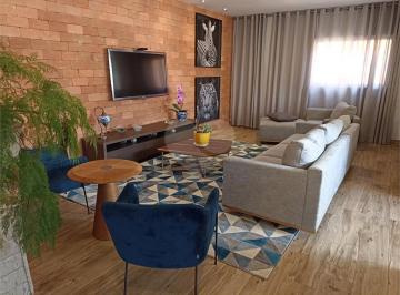 Imagem Principal · Casa com 3 suítes no condomínio Água Branca II em Piracicaba