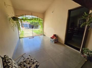 Imagem Principal · Casa à venda com 3 quartos, sendo 1 suíte, em Cidade Jardim, Pirassununga, SP