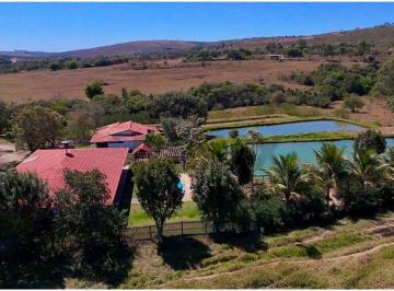 Rural · 2000m² · 4 Quartos · 20 Vagas · Fazenda Alecrim : Charme e Elegância à Venda!