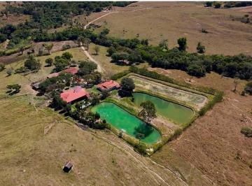 Rural · 2000m² · 4 Quartos · 20 Vagas · Fazenda Alecrim : Charme e Elegância à Venda!