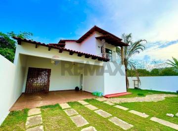 Casa · 275m² · 3 Quartos · 6 Vagas · Casa no Residencial Tarumã com 3 Suítes - Apto a financiamento