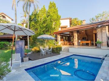 Casa · 362m² · 3 Quartos · 3 Vagas · RE/MAX VENDE Casa no Condomínio Jardim Botânico, 3 suítes (sendo 1 térrea), 362m2, por R$ 2.480.000,