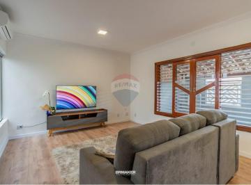 Casa · 219m² · 3 Quartos · 2 Vagas · Casa à venda com 3 quartos sendo 1 suíte e edícula em Betel - Paulínia/SP.