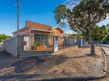 Casa · 154m² · 3 Quartos · 7 Vagas · RE/MAX Vende Casa Residencial X Comercial 154m², R$729.000 - 3 Dormitórios, 2 banheiros,  7 Vagas -V