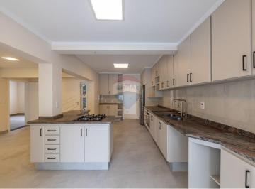Casa · 555m² · 5 Quartos · 5 Vagas · RE/MAX VENDE Luxuosa Casa no Condomínio Jd. Paulista I em Vinhedo/SP - 5 suítes - R$2.795.000,00