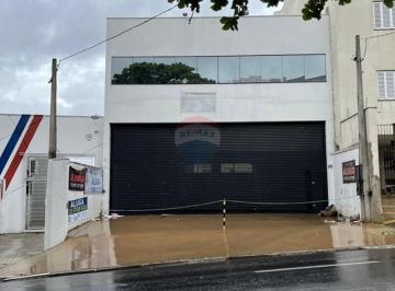 Comercial · 580m² · 8 Vagas · RE/MAX Aluga Salão Comercial 580m2 na Chácara da Barra R$ 15.000