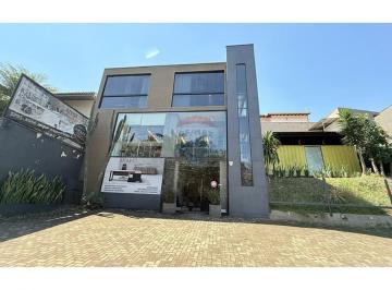 Comercial · 260m² · 8 Vagas · RE/MAX Aluga Prédio Comercial com elevador 260 m2 Chácara da Barra- R$ 20.000,00