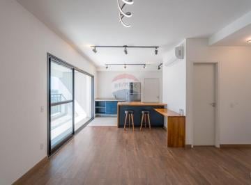Apartamento · 98m² · 3 Quartos · 2 Vagas · RE/MAX vende apartamento 98 m² de área útil, 9º andar, sol manhã, 3 suítes climatizadas, living inte