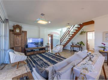 Casa · 319m² · 3 Quartos · 5 Vagas · REMAX VENDE Casa / Sobrado a Venda no Jardim das Paineiras, com 03 suítes, salas e cozinhas integrad