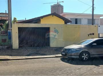 Casa · 171m² · 2 Quartos · 3 Vagas · Casa residencial/comercial no Jardim Guanabara para locação, com 310m² de terreno e 171m² de constru