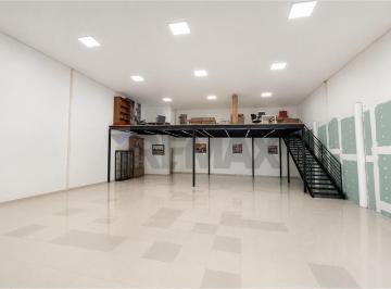 Comercial · 310m² · 5 Vagas · REMAX Aluga Galpão Comercial Chácara da Barra- 312 m² - R$ 15.000,00