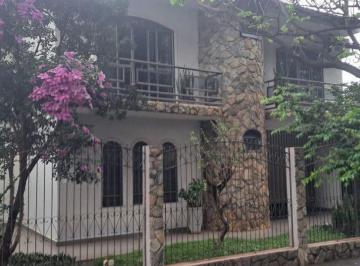 Casa · 375m² · 3 Quartos · 4 Vagas · VENDA | Sobrado, com 3 dormitórios em Vila Morangueira, Maringá