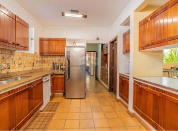 Casa · 512m² · 6 Quartos · 4 Vagas · REMAX Vende CASA c/ 521 m² Área Útil Jardim das Paineiras, Campinas-SP R$ 1.340.000,00 - 6 quartos