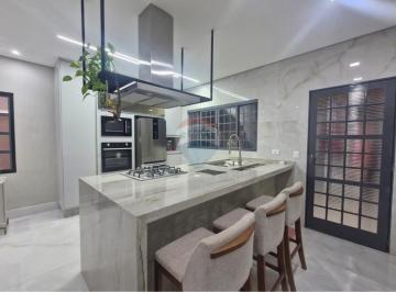 Casa · 246m² · 3 Quartos · 6 Vagas · Moderna Casa à venda 3 quartos sendo uma suíte , Paulínia / SP