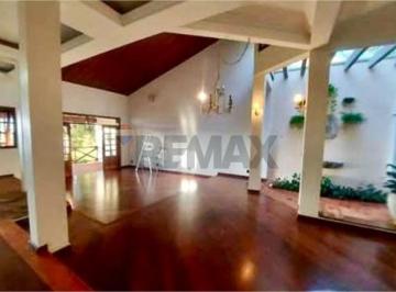 Casa · 327m² · 3 Quartos · 4 Vagas · REMAX aluga casa com 326 m², 3 quartos (1 suíte com closet), 5 banheiros, 3 salas, escritório e 4 va