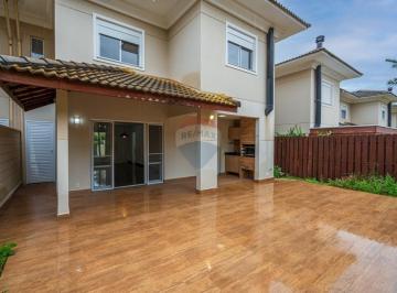 Casa · 148m² · 3 Quartos · 2 Vagas · RE/MAX Vende Casa no Residencial Villaggio Shangrilá, com 3 suítes, por R$ 1.100.000,00