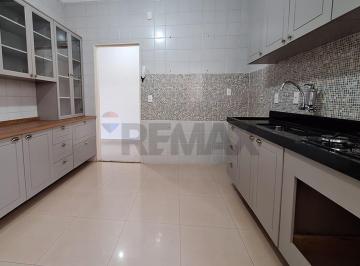 Apartamento · 72m² · 3 Quartos · 1 Vaga · Apartamento com 71, m²,  3 quartos, 1 suíte  reformado  - Ribeirânia