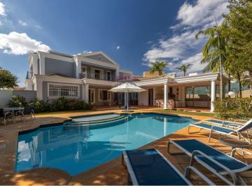Casa · 735m² · 4 Quartos · 8 Vagas · RE/MAX VENDE Casa no Condomínio Bougainville em Campinas, 4 suítes, 8 vagas, 735m² - R$5.950.000,00
