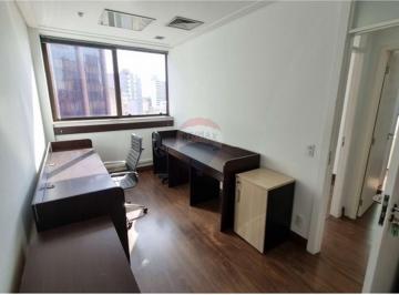 Comercial · 68m² · 5 Quartos · 1 Vaga · RE/MAX Aluga sala comercial com 68m2 no Centro de Campinas, por R$ 4.450,00, por mês.