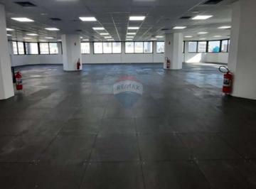 Comercial · 481m² · 1 Quarto · 6 Vagas · RE/MAX Aluga Sala comercial com 481m² de área útil, na Av. Moraes Sales, Centro Campinas, por R$ 31.