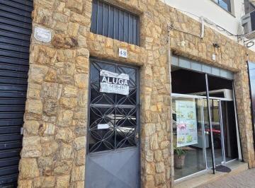 Comercial · 60m² · Sala Comercial: 2 Ambientes com Divisórias e Banheiro