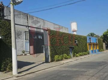 Comercial · 1808m² · Galpão à Venda na Penha 1808m² Útil