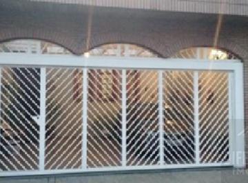 Casa · 220m² · 3 Quartos · 4 Vagas · Sobrado de 220 m² para alugar Residencial ou Comercial no Tatuapé