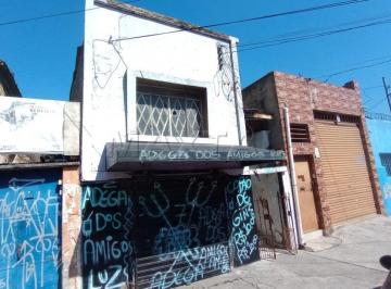 Casa · 160m² · 2 Quartos · Vendo Casa Térrea, 2 quartos ,1 sala, 3 banheiros, 1 lavanderia, próximo metrô ponte pequena.