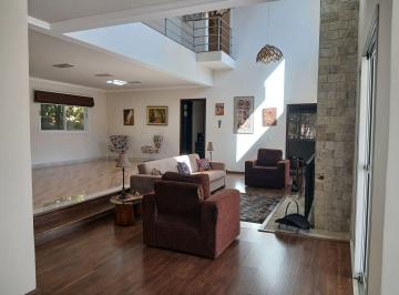Casa · 700m² · 5 Quartos · Ótima oportunidade , Residência Exclusiva na Serra da Mantiqueira – Sofisticação, Privacidade e Natu