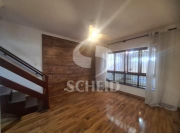 Casa · 174m² · 3 Quartos · 2 Vagas · Casa em Chácara Monte Alegre para locação com 3 quartos, sendo 1 suíte