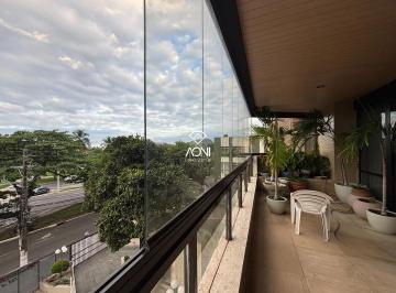 Apartamento · 240m² · 4 Quartos · 2 Vagas · Amplo imóvel, frente, sol da manhã com excelente localização na Avenida Saturnino de Brito, na Praia